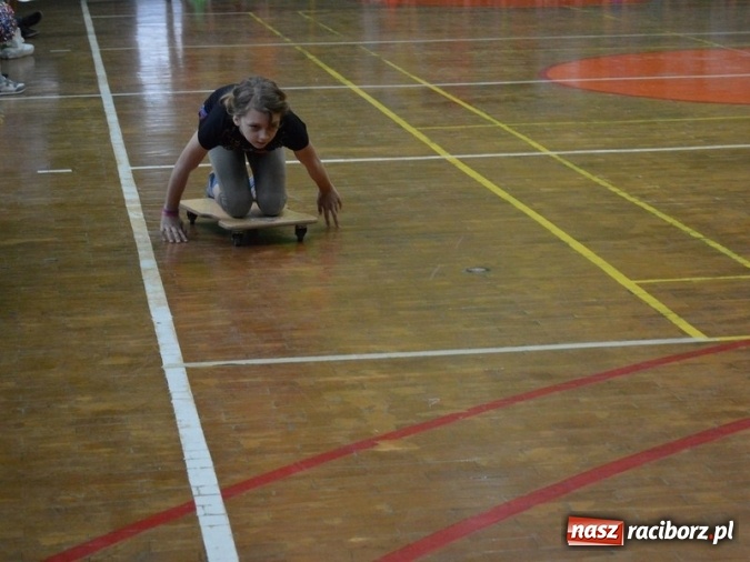 Zdjęcie w galerii na portalu naszraciborz.pl: Czwórka na sportowo wita dzień wiosny  wiadomości z regionu