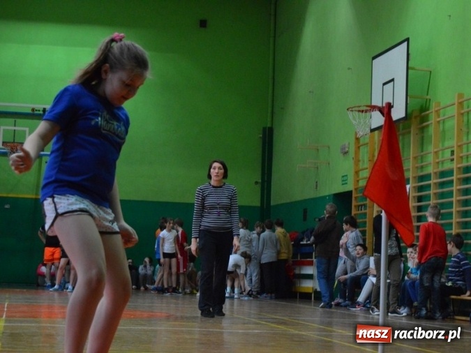 Zdjęcie w galerii na portalu naszraciborz.pl: Czwórka na sportowo wita dzień wiosny  wiadomości z regionu