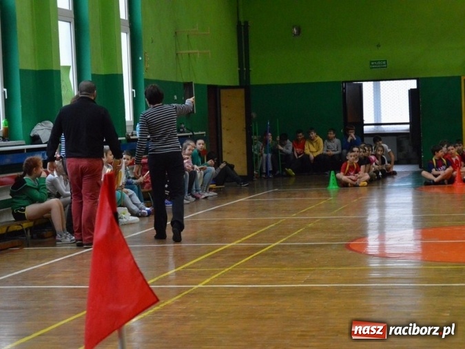 Zdjęcie w galerii na portalu naszraciborz.pl: Czwórka na sportowo wita dzień wiosny  wiadomości z regionu