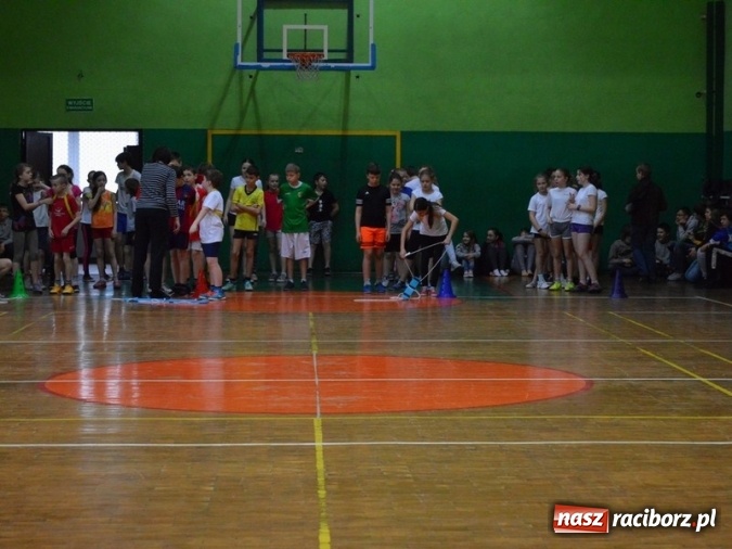 Zdjęcie w galerii na portalu naszraciborz.pl: Czwórka na sportowo wita dzień wiosny  wiadomości z regionu