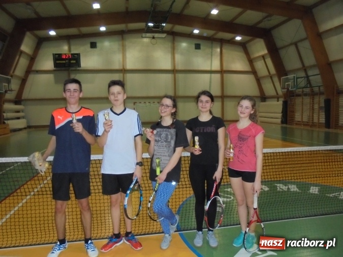 Zdjęcie w galerii na portalu naszraciborz.pl: Świąteczny turniej tenisowy w Lubomi  wiadomości z regionu