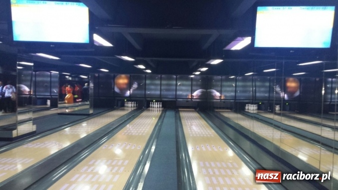 Zdjęcie w galerii na portalu naszraciborz.pl: Złoto i brąz Animuszu na Turnieju Bowlingowym w Katowicach wiadomości z regionu