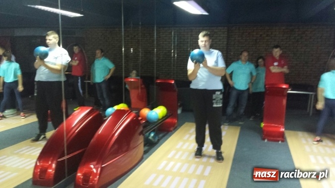 Zdjęcie w galerii na portalu naszraciborz.pl: Złoto i brąz Animuszu na Turnieju Bowlingowym w Katowicach wiadomości z regionu