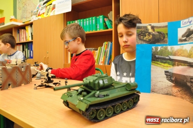 Zdjęcie w galerii na portalu naszraciborz.pl: Już wiemy, co nas kręci i jakie mamy talenty! Pierwszy dzień wiosny w SP18 wiadomości z regionu