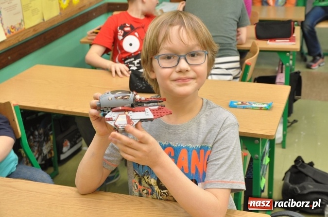 Zdjęcie w galerii na portalu naszraciborz.pl: Już wiemy, co nas kręci i jakie mamy talenty! Pierwszy dzień wiosny w SP18 wiadomości z regionu