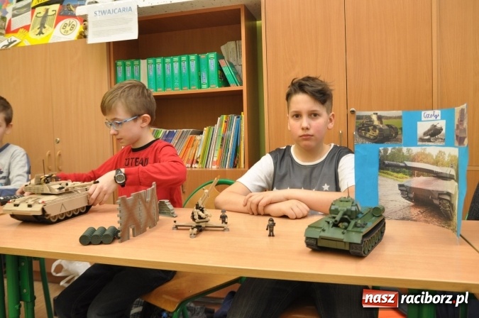 Zdjęcie w galerii na portalu naszraciborz.pl: Już wiemy, co nas kręci i jakie mamy talenty! Pierwszy dzień wiosny w SP18 wiadomości z regionu