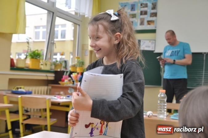 Zdjęcie w galerii na portalu naszraciborz.pl: Już wiemy, co nas kręci i jakie mamy talenty! Pierwszy dzień wiosny w SP18 wiadomości z regionu