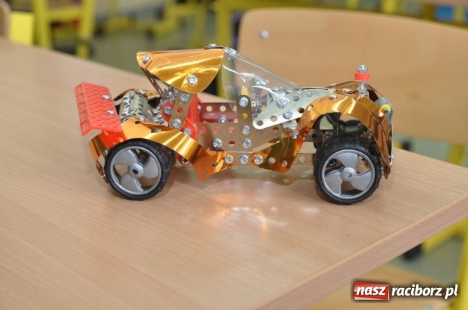 Zdjęcie w galerii na portalu naszraciborz.pl: Już wiemy, co nas kręci i jakie mamy talenty! Pierwszy dzień wiosny w SP18 wiadomości z regionu