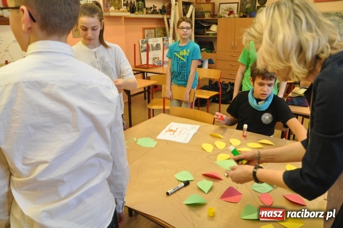 Zdjęcie w galerii na portalu naszraciborz.pl: Już wiemy, co nas kręci i jakie mamy talenty! Pierwszy dzień wiosny w SP18 wiadomości z regionu