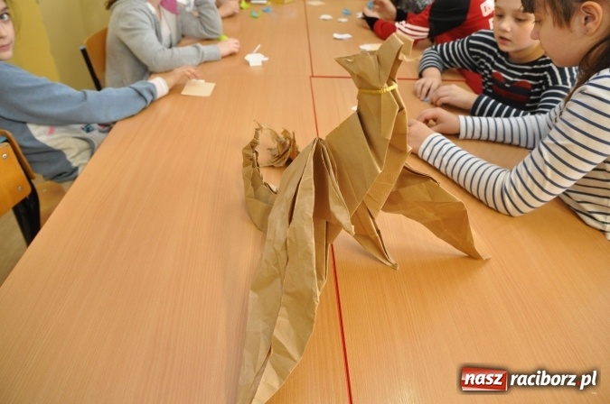 Zdjęcie w galerii na portalu naszraciborz.pl: Już wiemy, co nas kręci i jakie mamy talenty! Pierwszy dzień wiosny w SP18 wiadomości z regionu