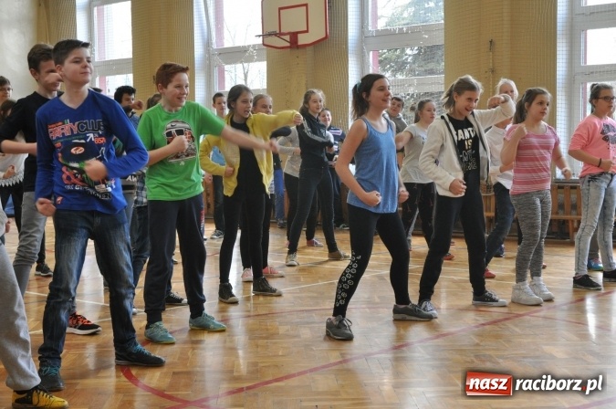 Zdjęcie w galerii na portalu naszraciborz.pl: Już wiemy, co nas kręci i jakie mamy talenty! Pierwszy dzień wiosny w SP18 wiadomości z regionu