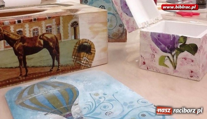 Zdjęcie w galerii na portalu naszraciborz.pl: Warsztaty z wyobraźnią: Decoupage. Krok po kroku wiadomości z regionu