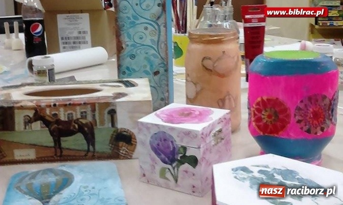 Zdjęcie w galerii na portalu naszraciborz.pl: Warsztaty z wyobraźnią: Decoupage. Krok po kroku wiadomości z regionu