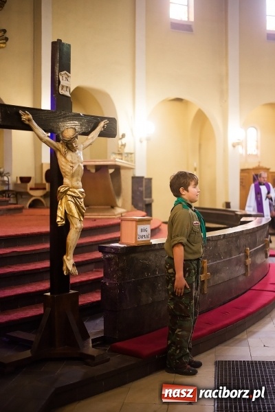 Zdjęcie w galerii na portalu naszraciborz.pl: Groby Pańskie w kościołach w Raciborzu i miejscowościach powiatu raciborskiego wiadomości z regionu