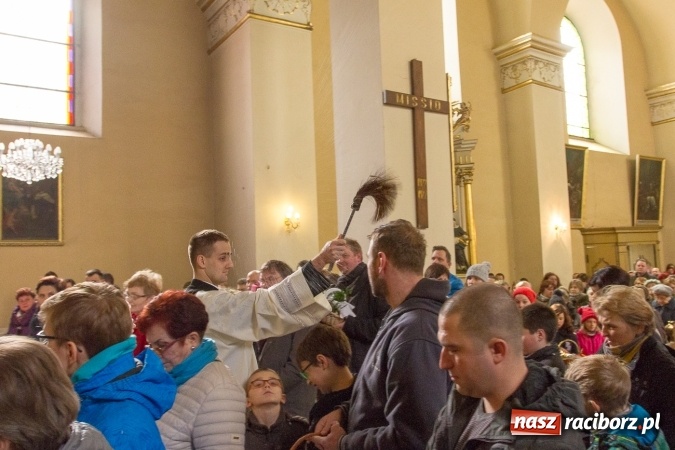 Zdjęcie w galerii na portalu naszraciborz.pl: Groby Pańskie w kościołach w Raciborzu i miejscowościach powiatu raciborskiego wiadomości z regionu