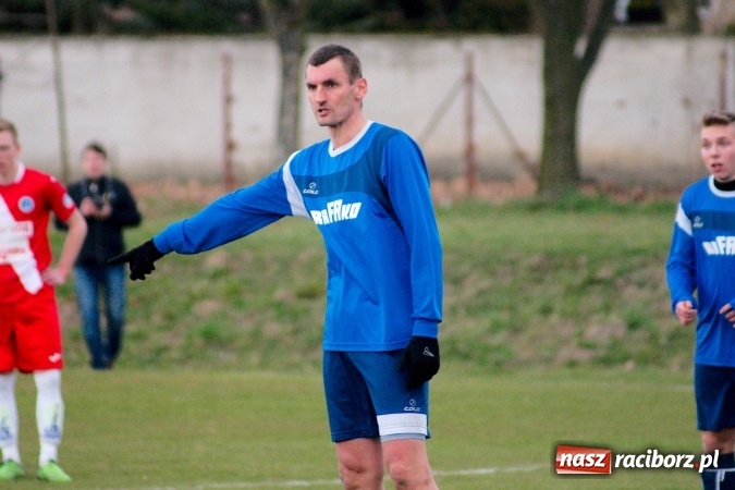 Zdjęcie w galerii na portalu naszraciborz.pl: Nie taki lider straszny jak go malują. Bez bramek przy Łąkowej wiadomości z regionu