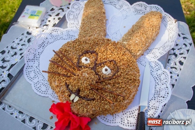 Zdjęcie w galerii na portalu naszraciborz.pl: Wielkanocne spotkanie w farskich ogrodach wiadomości z regionu