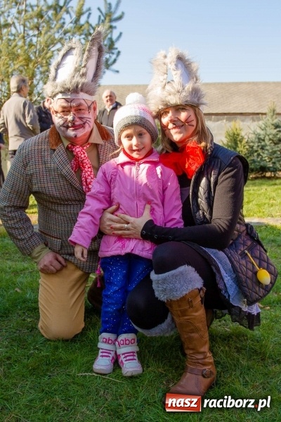 Zdjęcie w galerii na portalu naszraciborz.pl: Wielkanocne spotkanie w farskich ogrodach wiadomości z regionu