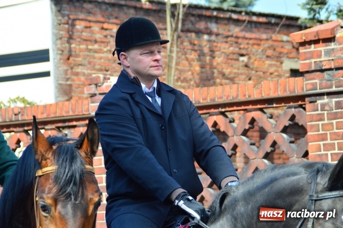 Zdjęcie w galerii na portalu naszraciborz.pl: Bieńkowicki wielkanocny obch&oacute;d p&oacute;l wiadomości z regionu