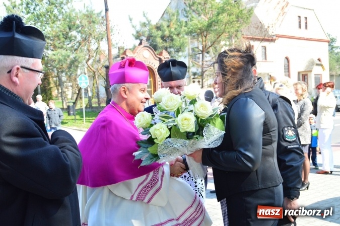 Zdjęcie w galerii na portalu naszraciborz.pl: Bieńkowicki wielkanocny obch&oacute;d p&oacute;l wiadomości z regionu