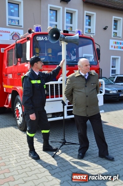 Zdjęcie w galerii na portalu naszraciborz.pl: Bieńkowicki wielkanocny obch&oacute;d p&oacute;l wiadomości z regionu