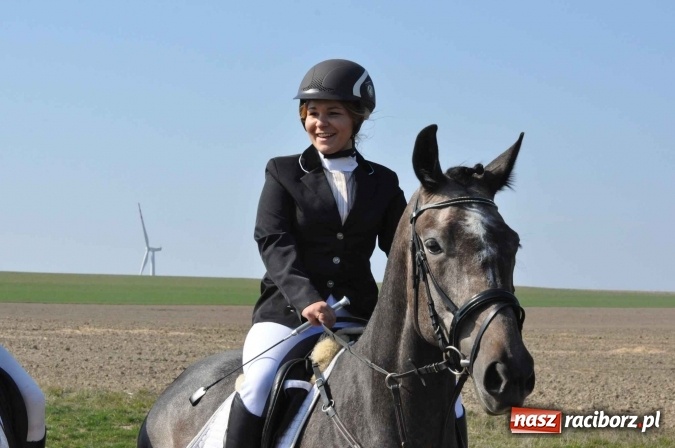 Zdjęcie w galerii na portalu naszraciborz.pl: Bieńkowicki wielkanocny obch&oacute;d p&oacute;l wiadomości z regionu