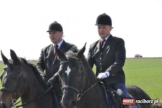 Zdjęcie w galerii na portalu naszraciborz.pl: Bieńkowicki wielkanocny obch&oacute;d p&oacute;l wiadomości z regionu