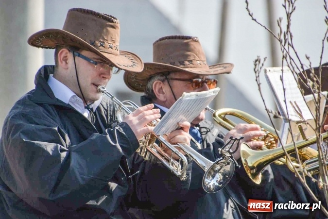 Zdjęcie w galerii na portalu naszraciborz.pl: Zawada Książęca - nadodrzańska procesja wielkanocna  wiadomości z regionu