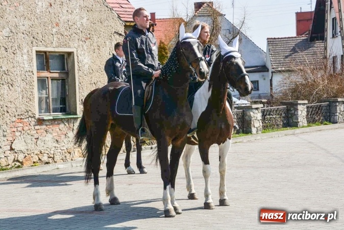 Zdjęcie w galerii na portalu naszraciborz.pl: Zawada Książęca - nadodrzańska procesja wielkanocna  wiadomości z regionu