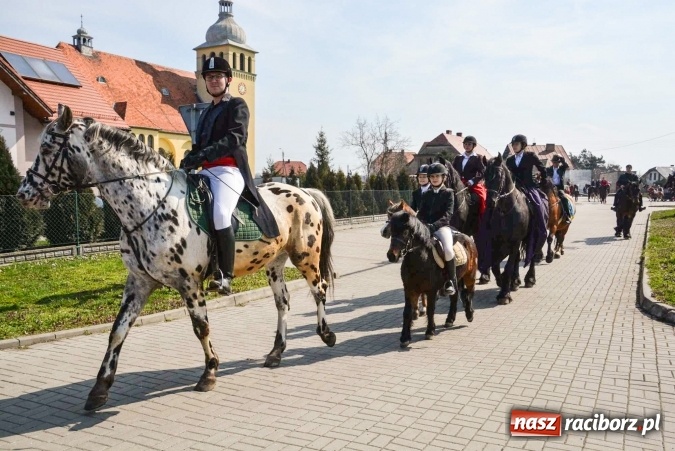 Zdjęcie w galerii na portalu naszraciborz.pl: Zawada Książęca - nadodrzańska procesja wielkanocna  wiadomości z regionu