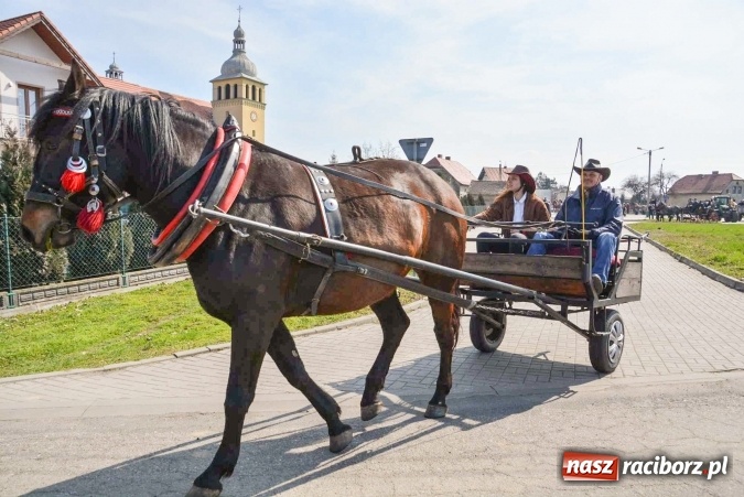 Zdjęcie w galerii na portalu naszraciborz.pl: Zawada Książęca - nadodrzańska procesja wielkanocna  wiadomości z regionu
