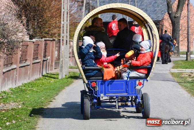 Zdjęcie w galerii na portalu naszraciborz.pl: Zawada Książęca - nadodrzańska procesja wielkanocna  wiadomości z regionu
