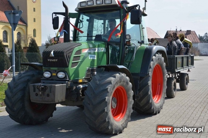 Zdjęcie w galerii na portalu naszraciborz.pl: Zawada Książęca - nadodrzańska procesja wielkanocna  wiadomości z regionu