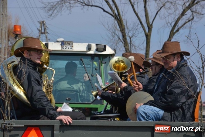 Zdjęcie w galerii na portalu naszraciborz.pl: Zawada Książęca - nadodrzańska procesja wielkanocna  wiadomości z regionu