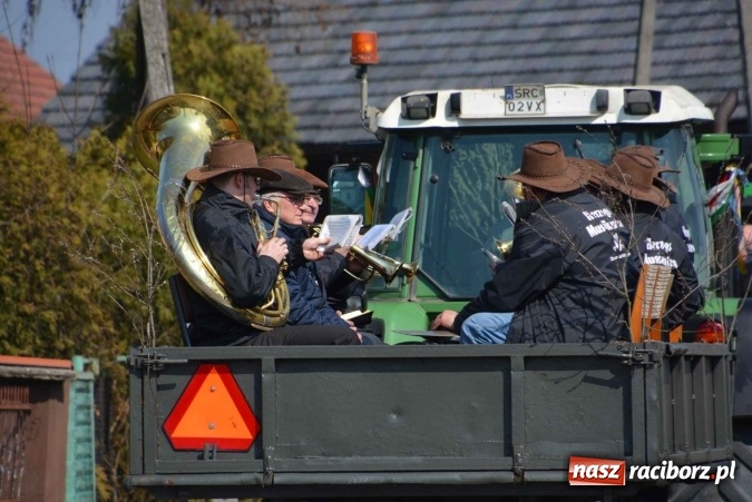 Zdjęcie w galerii na portalu naszraciborz.pl: Zawada Książęca - nadodrzańska procesja wielkanocna  wiadomości z regionu