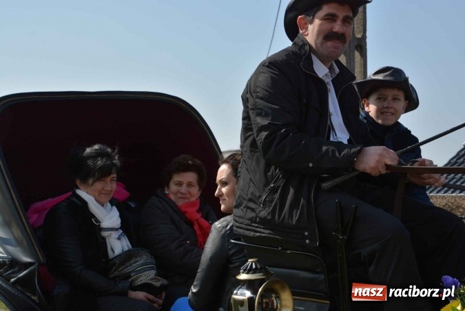 Zdjęcie w galerii na portalu naszraciborz.pl: Zawada Książęca - nadodrzańska procesja wielkanocna  wiadomości z regionu