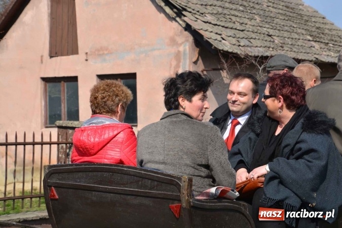 Zdjęcie w galerii na portalu naszraciborz.pl: Zawada Książęca - nadodrzańska procesja wielkanocna  wiadomości z regionu