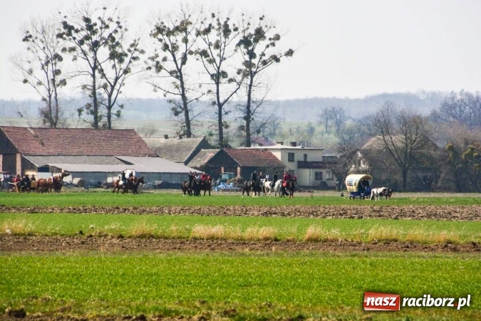Zdjęcie w galerii na portalu naszraciborz.pl: Zawada Książęca - nadodrzańska procesja wielkanocna  wiadomości z regionu