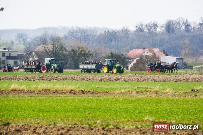 Zdjęcie w galerii na portalu naszraciborz.pl: Zawada Książęca - nadodrzańska procesja wielkanocna  wiadomości z regionu
