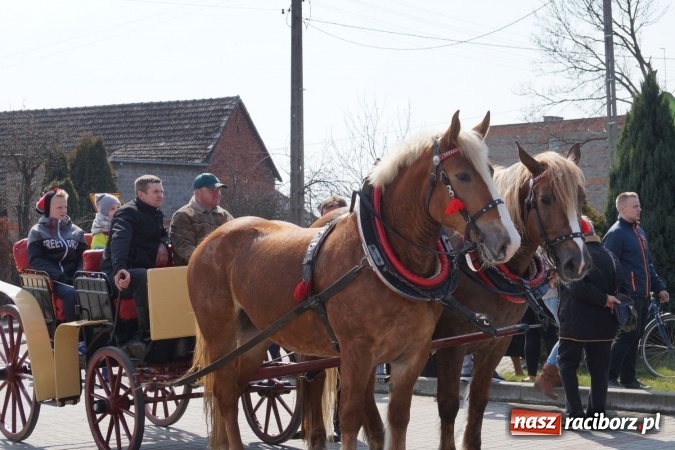 Zdjęcie w galerii na portalu naszraciborz.pl: Zawada Książęca - nadodrzańska procesja wielkanocna  wiadomości z regionu
