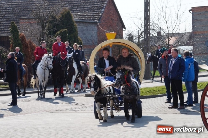 Zdjęcie w galerii na portalu naszraciborz.pl: Zawada Książęca - nadodrzańska procesja wielkanocna  wiadomości z regionu