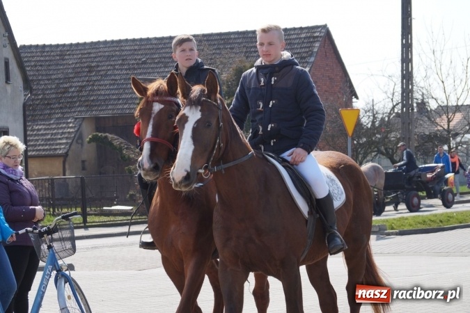 Zdjęcie w galerii na portalu naszraciborz.pl: Zawada Książęca - nadodrzańska procesja wielkanocna  wiadomości z regionu