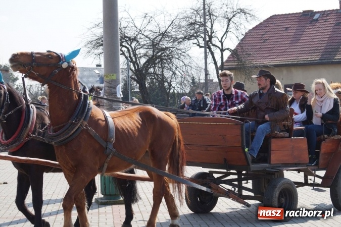 Zdjęcie w galerii na portalu naszraciborz.pl: Zawada Książęca - nadodrzańska procesja wielkanocna  wiadomości z regionu