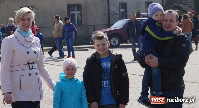 Zdjęcie w galerii na portalu naszraciborz.pl: Zawada Książęca - nadodrzańska procesja wielkanocna  wiadomości z regionu