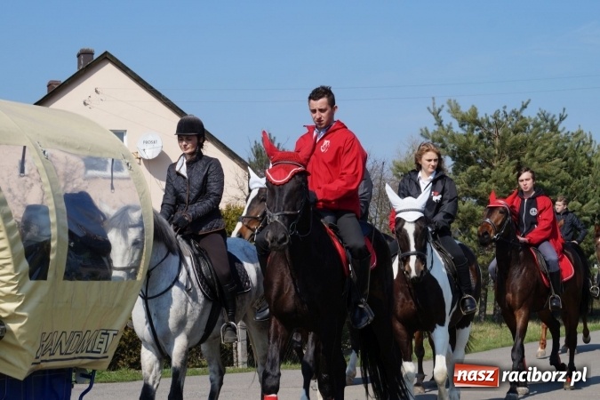 Zdjęcie w galerii na portalu naszraciborz.pl: Zawada Książęca - nadodrzańska procesja wielkanocna  wiadomości z regionu