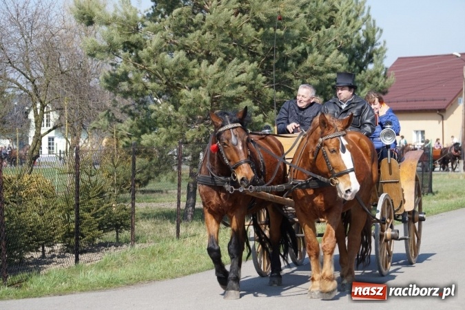 Zdjęcie w galerii na portalu naszraciborz.pl: Zawada Książęca - nadodrzańska procesja wielkanocna  wiadomości z regionu