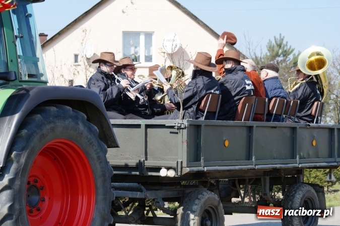 Zdjęcie w galerii na portalu naszraciborz.pl: Zawada Książęca - nadodrzańska procesja wielkanocna  wiadomości z regionu