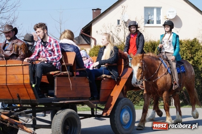 Zdjęcie w galerii na portalu naszraciborz.pl: Zawada Książęca - nadodrzańska procesja wielkanocna  wiadomości z regionu