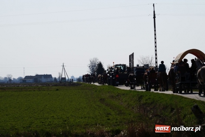 Zdjęcie w galerii na portalu naszraciborz.pl: Zawada Książęca - nadodrzańska procesja wielkanocna  wiadomości z regionu