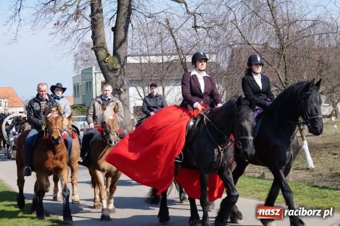 Zdjęcie w galerii na portalu naszraciborz.pl: Zawada Książęca - nadodrzańska procesja wielkanocna  wiadomości z regionu